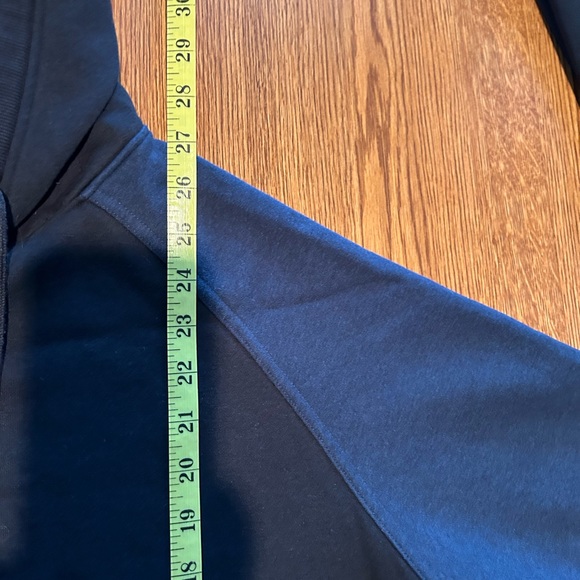 TASC men’s hoodie in Large. In good shape fleece interior n bamboo technology. - Picture 2 of 9